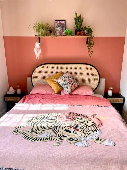 3 Bedroom Spacious Seaside Apartment With Estuary Views Southend-on-Sea Exteriér fotografie